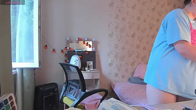 Alice next door online show from 07.24.26
