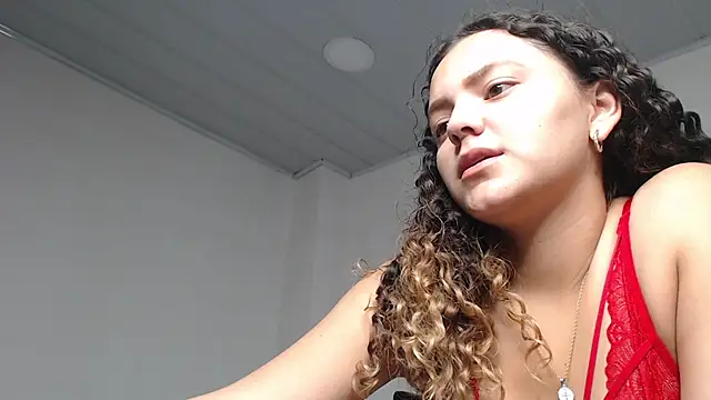 Giia Monroe online show from 11.15.25