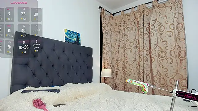 Snapshot of DULCEE_MARIA11 chatting on 09.19.25 DULCEE MARIA11 online show from 09.19.25