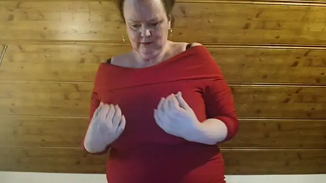 TiffanyMature online show from 10.28.25