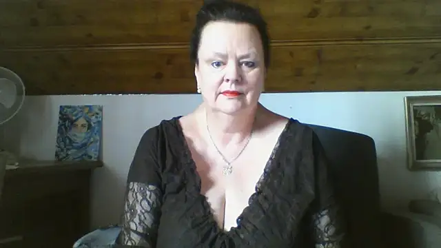 TiffanyMature online show from 04.07.26