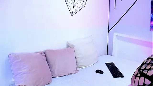 Snapshot of BianncaRibeiro chatting on 09.24.25 BianncaRibeiro online show from 09.24.25