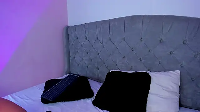 BianncaRibeiro online show from 03.02.26