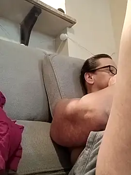 Snapshot of PremiumKitty chatting on 03.20.26 PremiumKitty online show from 03.20.26