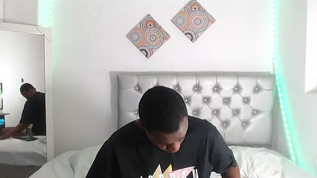 eebony stallion online show from 01.05.26