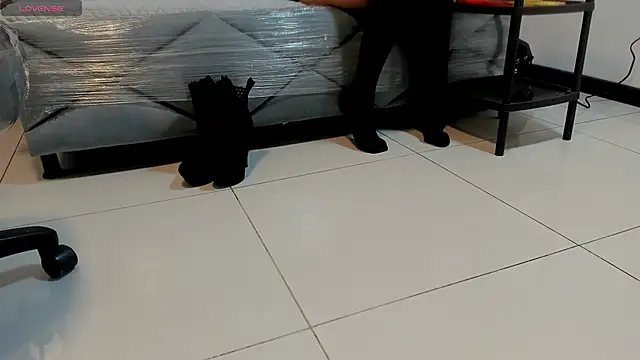 Lilith Zamara online show from 12.16.25