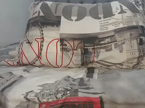 Snapshot of nahomibeckers chatting on 11.29.25 nahomibeckers online show from 11.29.25