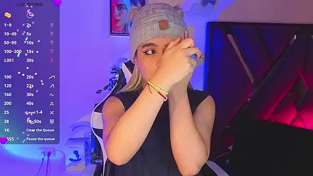 derek greyy  online show from 11.12.25