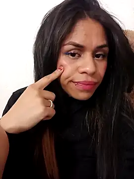 toxic sweet  online show from 11.04.25