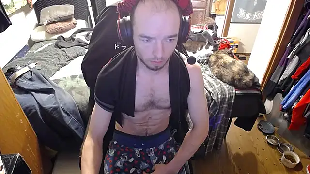 Snapshot of womenhateme69 chatting on 10.17.25 womenhateme69 online show from 10.17.25