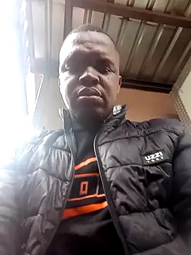 Snapshot of Kaizerdrill chatting on 09.29.25 Kaizerdrill online show from 09.29.25