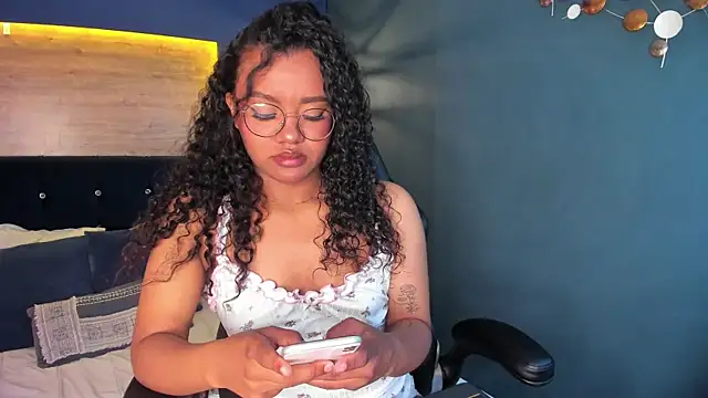 Terry ebony online show from 09.26.25