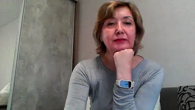 IrynaMolbertx online show from 10.24.25