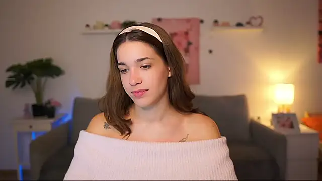 kissie cat online show from 09.29.25