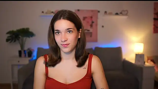 kissie cat online show from 10.14.25