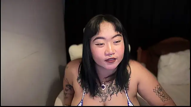  XXXKittyTingles online show from 01.06.26