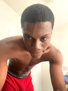 labishyoung25 online show from 10.14.25