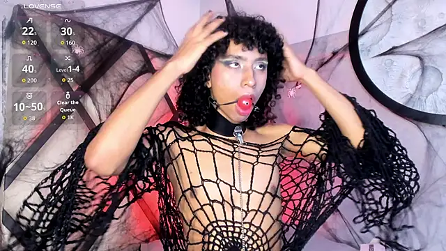 Snapshot of venus-03 chatting on 10.30.25 venus-03 online show from 10.30.25