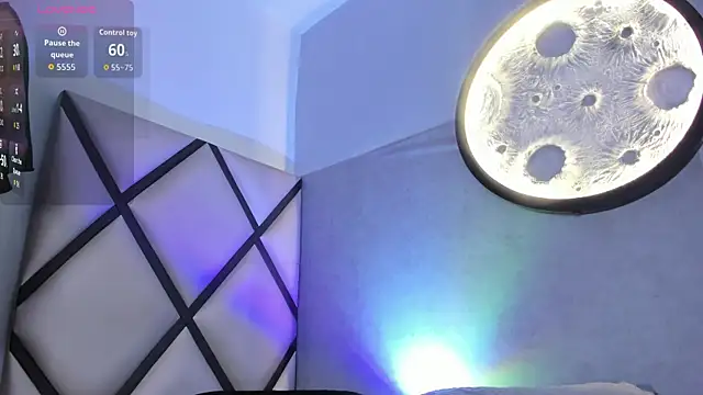 Snapshot of venus-03 chatting on 12.02.25 venus-03 online show from 12.02.25