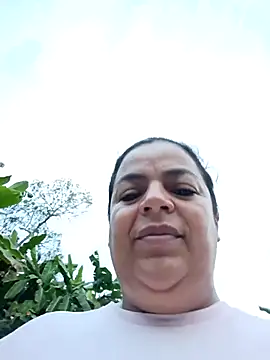 Mia-Glow online show from 03.12.26