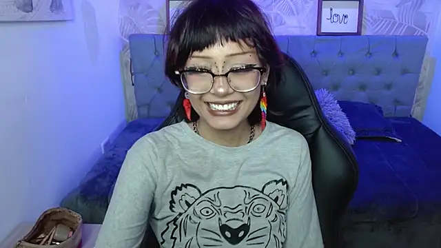 Nyxie tk online show from 10.03.25