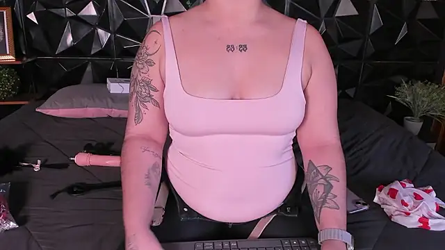 April  foxx online show from 01.09.26