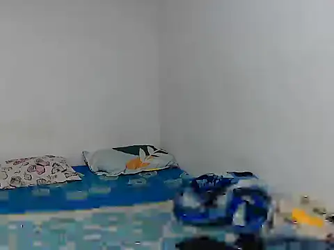 Snapshot of kate_bliss chatting on 10.02.25 kate bliss online show from 10.02.25