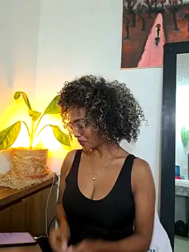 BiiancaEstradaa online show from 07.11.26