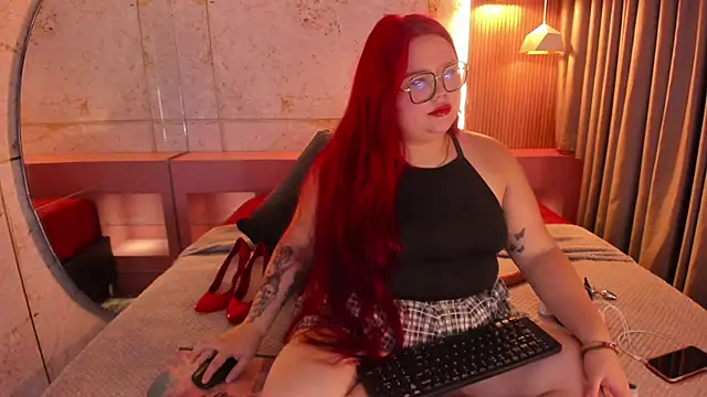 Lushi Love online show from 05.04.26