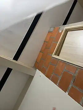 Mia jhoonson online show from 11.29.25