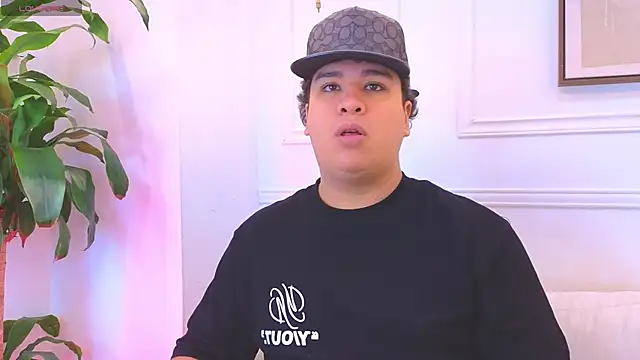 Snapshot of Naim_Bennetsex chatting on 02.16.26 Naim Bennetsex online show from 02.16.26