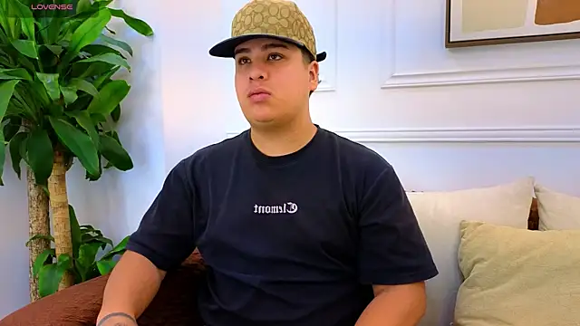 Naim Bennetsex online show from 05.06.26