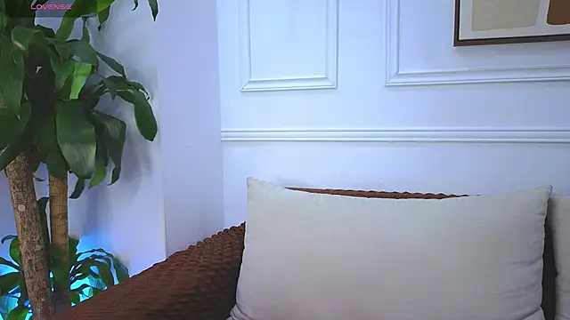 Snapshot of Naim_Bennetsex chatting on 05.30.26 Naim Bennetsex online show from 05.30.26
