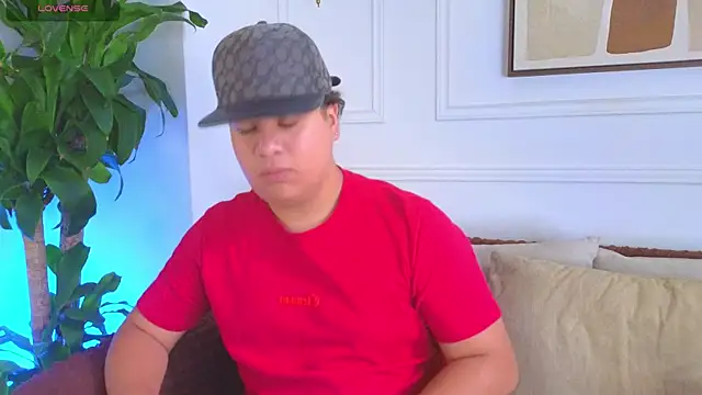 Snapshot of Naim_Bennetsex chatting on 07.18.26 Naim Bennetsex online show from 07.18.26