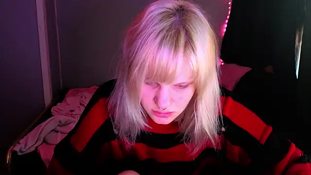 Elieiza xo online show from 04.19.26