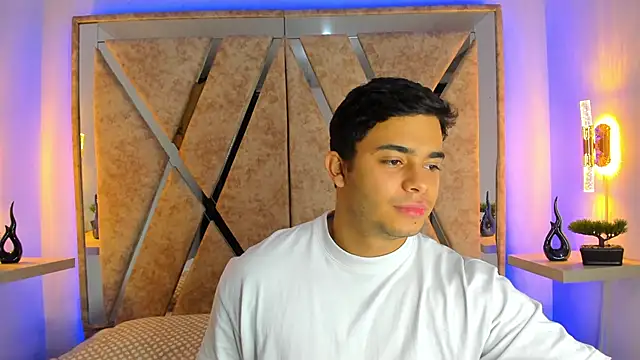 Snapshot of jayd_muscle chatting on 11.03.25 jayd muscle online show from 11.03.25