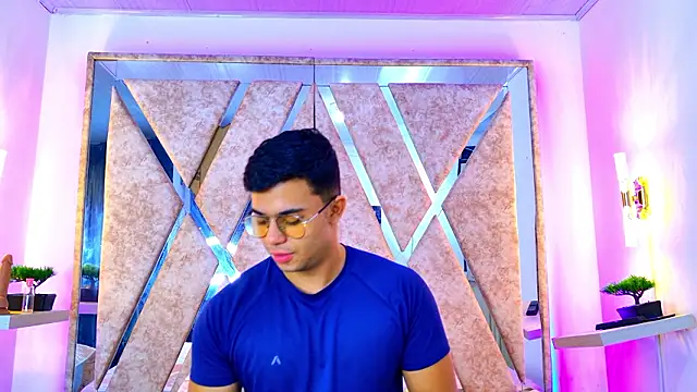 Snapshot of jayd_muscle chatting on 02.12.26 jayd muscle online show from 02.12.26