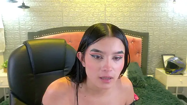 Natalie loffreda online show from 02.02.26