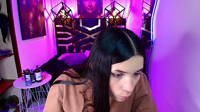 Natalie loffreda online show from 06.06.26