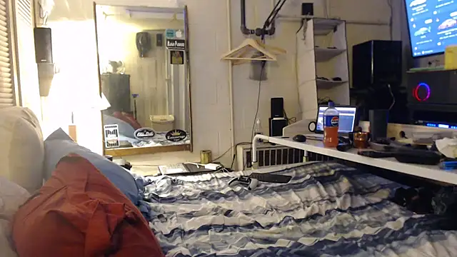 Snapshot of Puff0169 chatting on 06.09.26 Puff0169 online show from 06.09.26