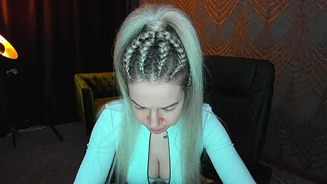 Anna Snows online show from 05.05.26