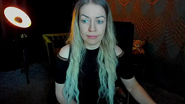 Anna Snows online show from 05.18.26