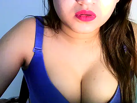 Snapshot of strip_vani chatting on 12.18.25 strip vani online show from 12.18.25