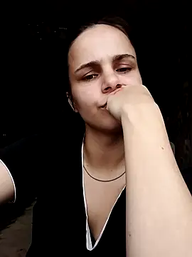 Snapshot of Jenevaonlovex chatting on 10.20.25 Jenevaonlovex online show from 10.20.25