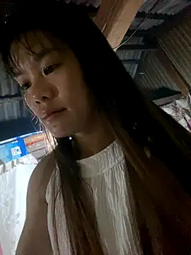 PhanHaa online show from 11.07.25