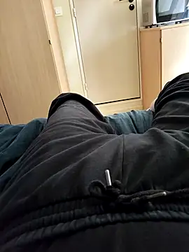 Snapshot of Tresgrossexe27 chatting on 10.04.25 Tresgrossexe27 online show from 10.04.25