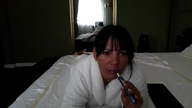 Snapshot of Ella_sweety00 chatting on 06.03.26 Ella sweety00 online show from 06.03.26