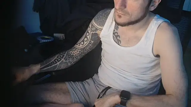 Snapshot of th1_ chatting on 02.21.26 th1 online show from 02.21.26