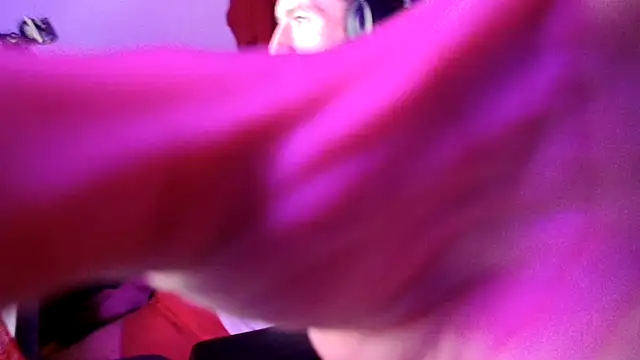 Snapshot of th1_ chatting on 03.18.26 th1 online show from 03.18.26