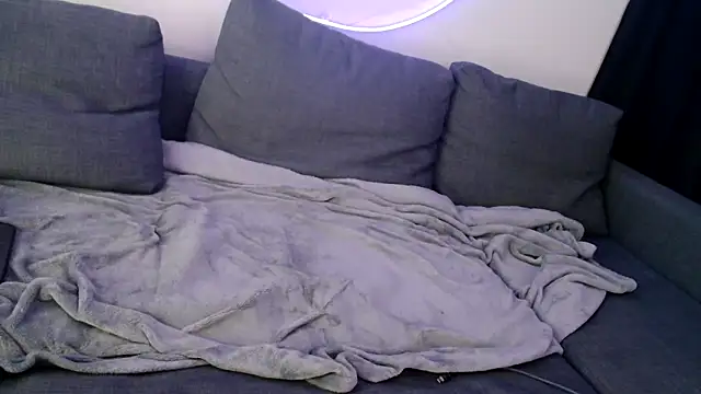 Snapshot of th1_ chatting on 03.22.26 th1 online show from 03.22.26